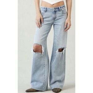Pacsun Low Rise Baggy‎ Jeans Women's Size 27 Lightwash Distressed Wide Leg Blue